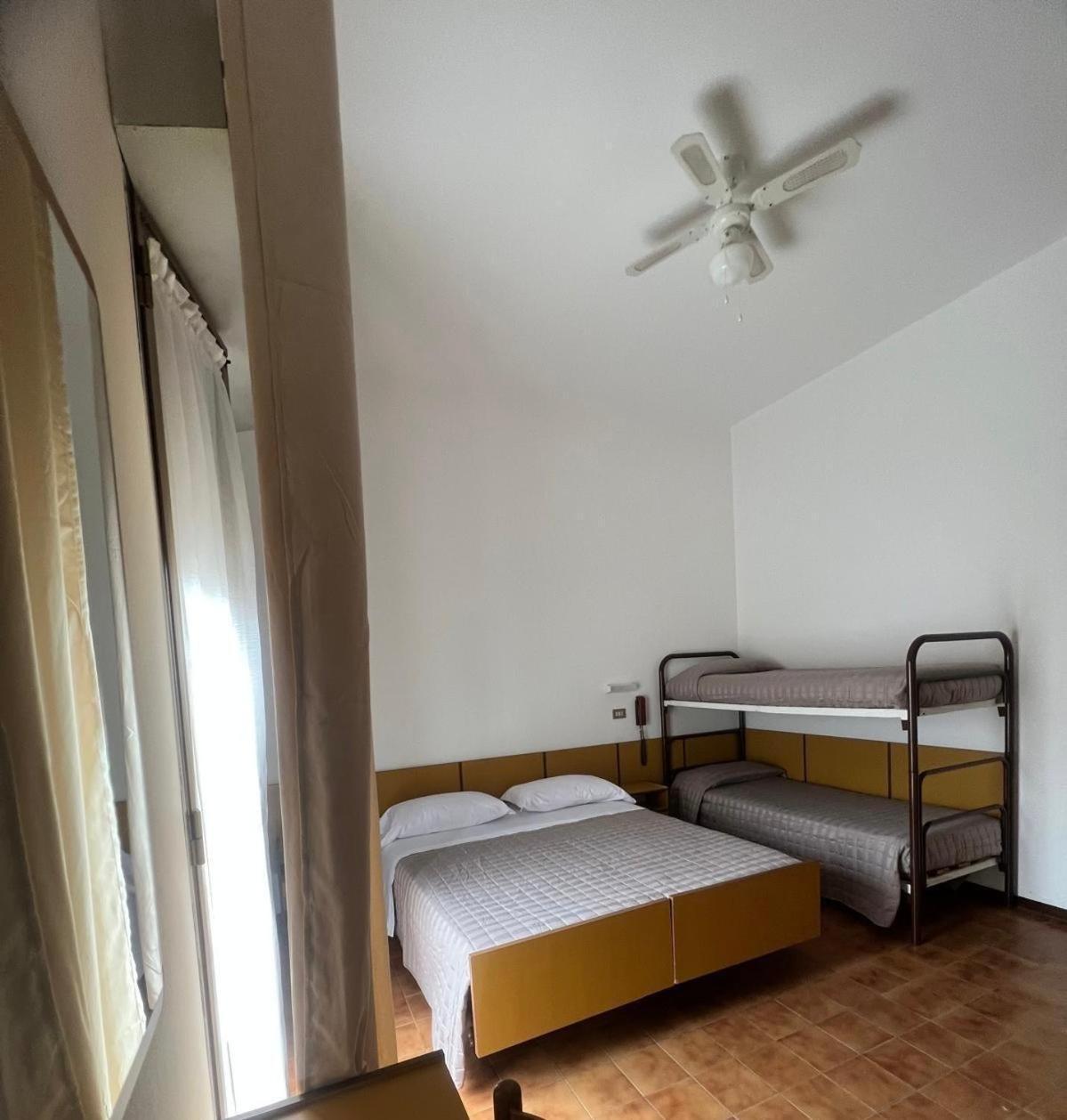 Hotel Villa Dei Fiori Bellaria-Igea Marina Exterior foto