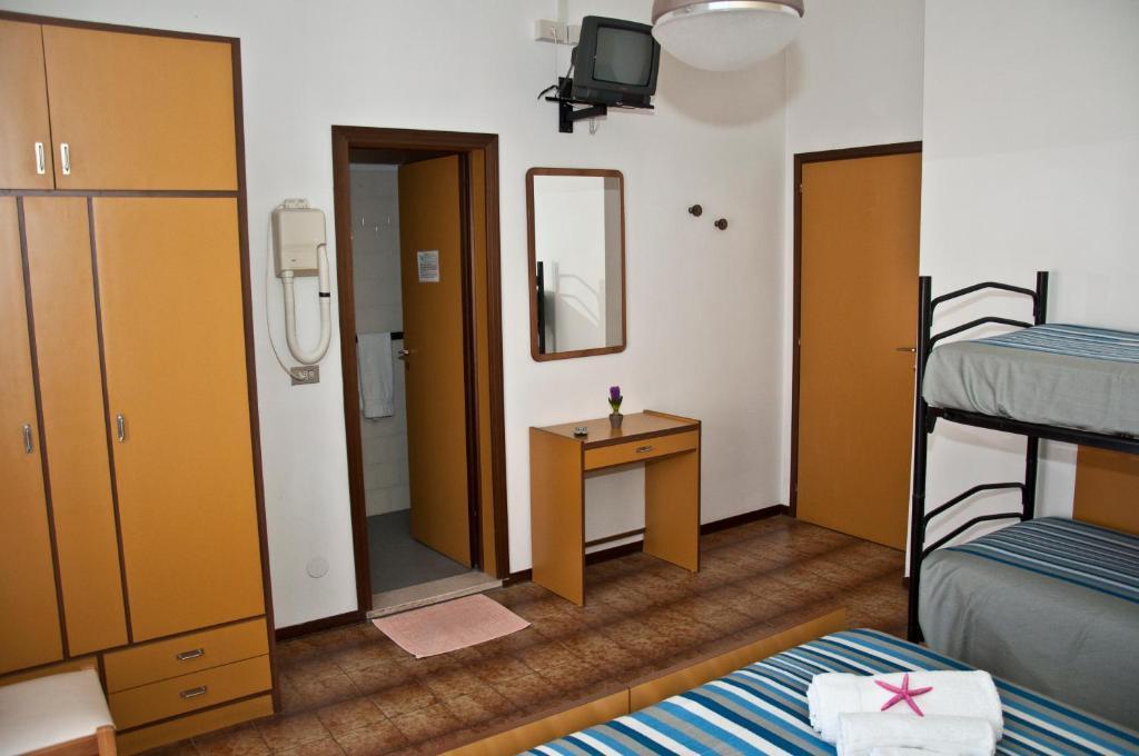 Hotel Villa Dei Fiori Bellaria-Igea Marina Cameră foto